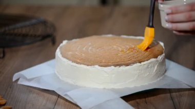 Hazırlık pasta, Pastalar kayısı reçeli Yayilim