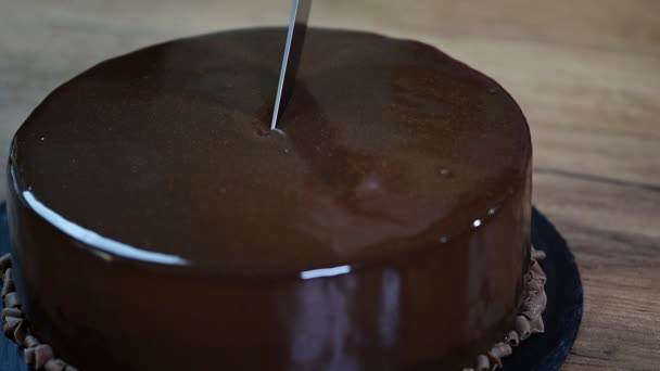 Gâteau Glacé Mousse Chocolat Gros Plan Couper Morceau Gâteau Chocolat — Video