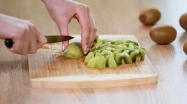 Kivi, yakın çekim kesme.