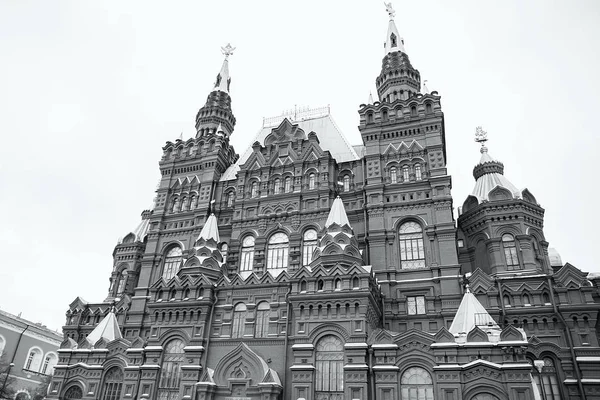 MOSCOW - 02 de julho de 2017: Praça Vermelha, Museu Histórico — Fotografia de Stock