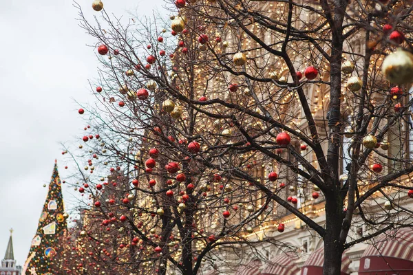 MOSCOU - 02 JANVIER 2017 : Grand magasin GUM, Place Rouge. Chr — Photo