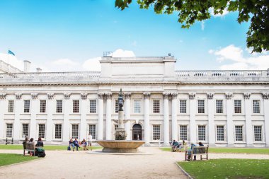 Londra, İngiltere - 19 Ağustos 2017 - Queen Mary ve eski Kraliyet Deniz üniversite Greenwich Kral William binasında. Ulusal Denizcilik Müzesi