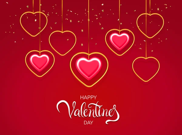 Happy Valentijnsdag banner of poster met belettering tekst of reclame aankondiging met gouden en rode glans metalen harten opknoping en confetti geïsoleerd in rode achtergrond. Vectorillustratie — Stockvector