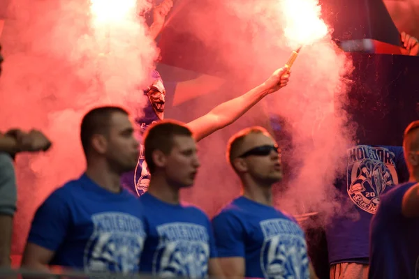 Lech Poznan football supporters. — Stock Photo, Image