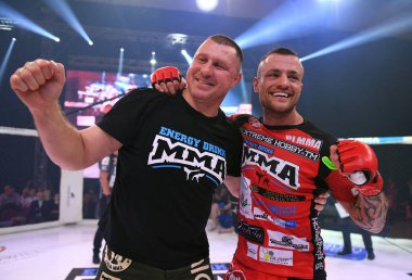 Karışık dövüş sanatları mücadele gece Mma