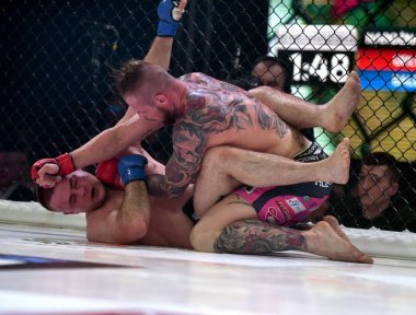 Karışık dövüş sanatları mücadele gece Mma