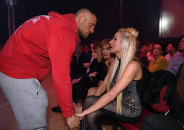 Karışık dövüş sanatları mücadele gece Mma