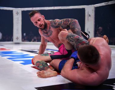 Plmma mized dövüş sanatları mücadele gece