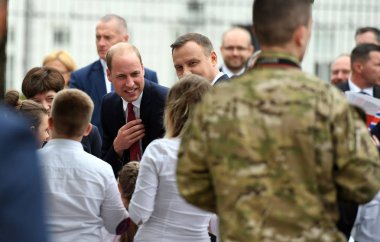 William ve Kate Polonya'da ziyaret edin