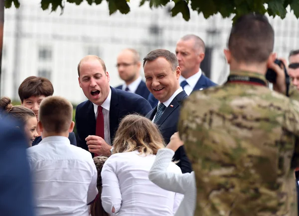 William ve Kate Polonya'da ziyaret edin