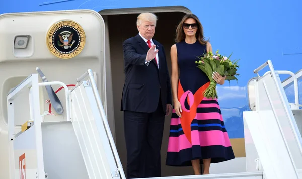 Donald Trump e Melania Trump con visita in Polonia — Foto Stock