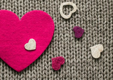 Pembe Keçe kalp ve renkli dekoratif Kalpler