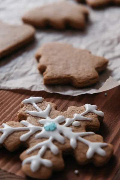 Hornear galletas de Navidad . — Foto de Stock