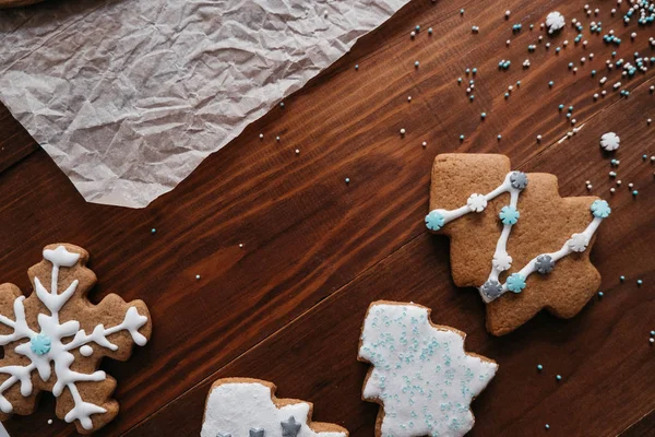 Hornear galletas de Navidad . — Foto de Stock