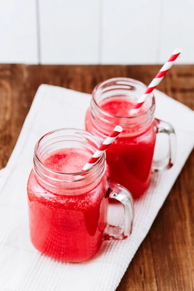 Batido de sandía como bebida saludable de verano . —  Fotos de Stock