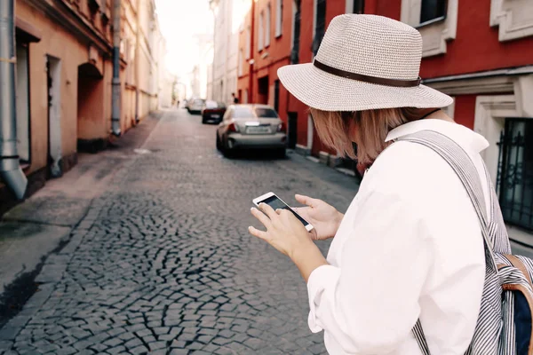 Tourist using navigation app