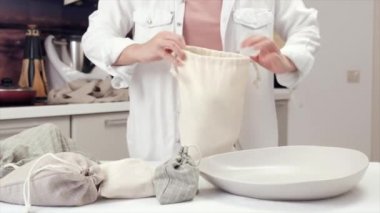 Sıfır Atık Yiyecek Depolama Eko Torbası Üst Görünümü