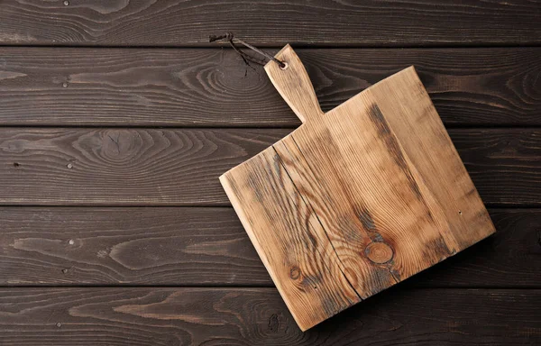 木制桌子上的手工木板. — 图库照片