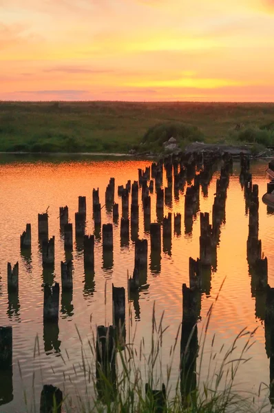 Tramonto nel fiume con riflesso — Foto Stock