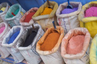 Renkli pigmentler. Fas renkleri