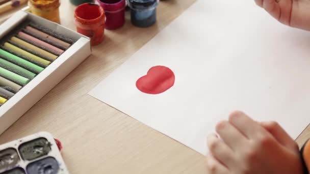 Girl Draws Heart Valentine Day — Stock Video