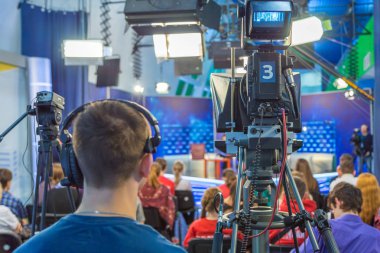 Stüdyoda çekim kameraman