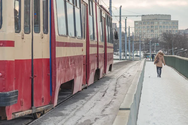 Tram on a bridge in winter — Stock Photo, Image