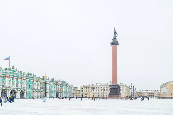 Πλατεία του παλατιού στην Αγία Πετρούπολη — Φωτογραφία Αρχείου