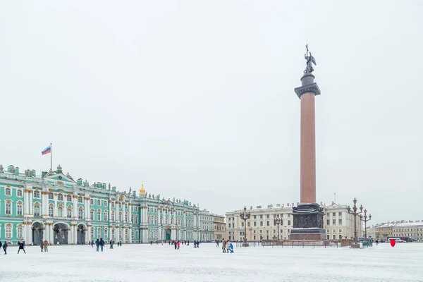 サンクトペテルブルクの宮殿広場 — ストック写真