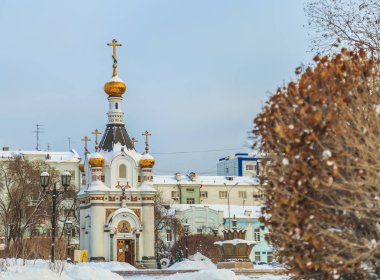 Bir kış şehrin ortasında eski Şapeli