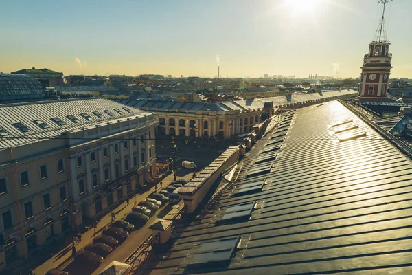 Panorama sobre os telhados em São Petersburgo — Fotografia de Stock