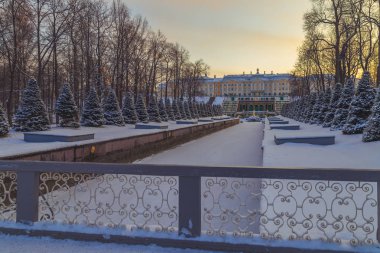 Peterhof ana cascade 