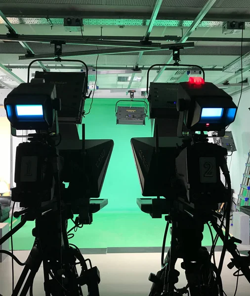 Телевизионная камера крупный план в студии Стоковое Фото