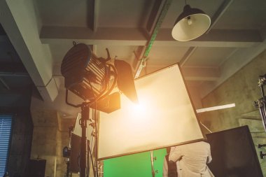 sette aydınlatma donanımları 