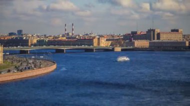 St. Petersburg döküm Bridge'de Panoraması. Timelapse
