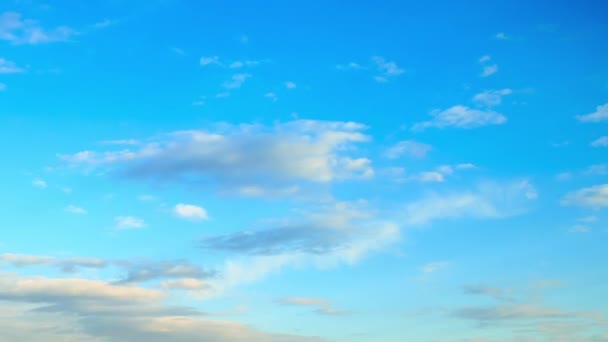 青い夕空の雲 — ストック動画
