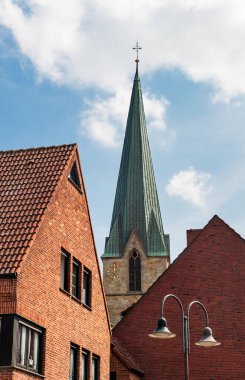 İklim Cemaati Saerbeck 'in Aziz Georg Kilisesi manzarası