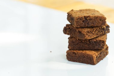 Browni tatlı sağlıksız bisküvi siyah çikolata 