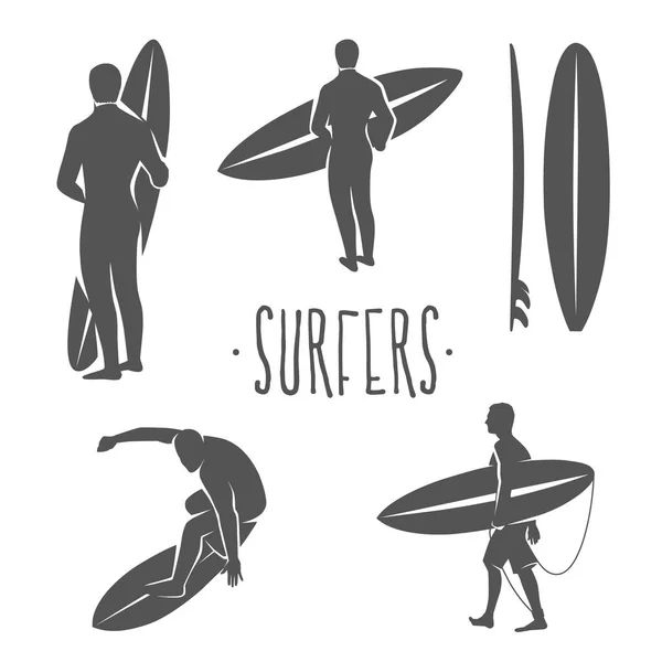 Siluetas Surfistas Con Tablas Aisladas Sobre Fondo Blanco — Vector de stock