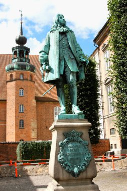 Şansölye Peder Griffenfeld ve Copenh bir kulede heykeli