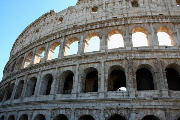 Ändring av Coloseum i Rom Italien — Stockfoto