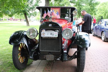 Palic, Sırbistan: Ağustos 6. 2016 - retro araba ayrıntılı olarak eski Avrupa şehri Palic sokaklar.