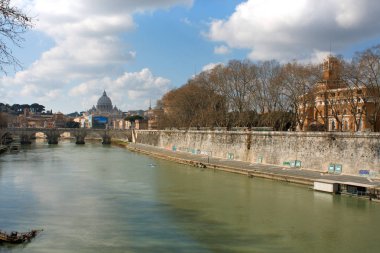 Tiber ve St Peter Bazilikası Vatikan, Roma, İtalya