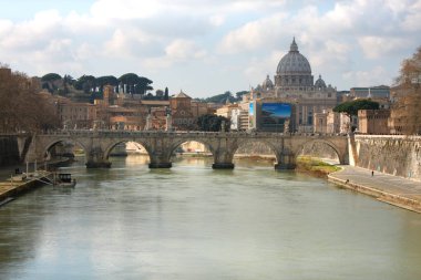 Tiber ve St Peter Bazilikası Vatikan, Roma, İtalya