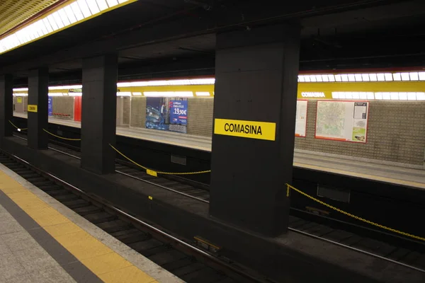 Milano, Włochy: 2 maja. 2017 - metra Milano — Zdjęcie stockowe