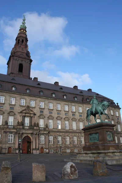 Estátua de Frederik VII em Copenhague, capital da Dinamarca — Fotografia de Stock