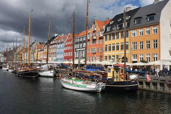 Canaux d'eau, Nyhavn, Copenhague, Danemark — Photo