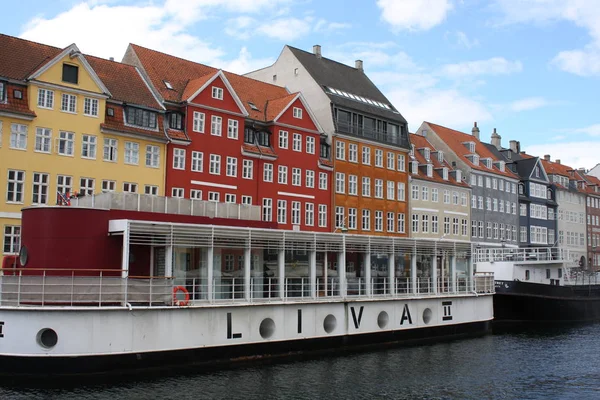 Водные каналы, Nyhavn, Копенгаген, Дания — стоковое фото