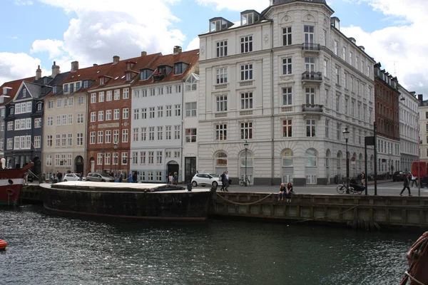 Водні канали, Нюхавн та забезпечує, Копенгаген, Данія — стокове фото