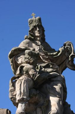 heykel Kral Charles IV (karolo quarto) Prag charles Köprüsü yakınlarında